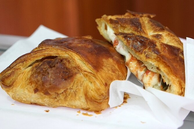 The Original Catania Street Food and Market Tour by Streaty - One full hour inside A Piscaria