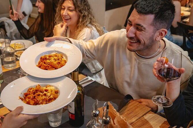 The Original Florence Street Food & Market Tour (by Streaty) - Cantucci, dessert wine, and gelato