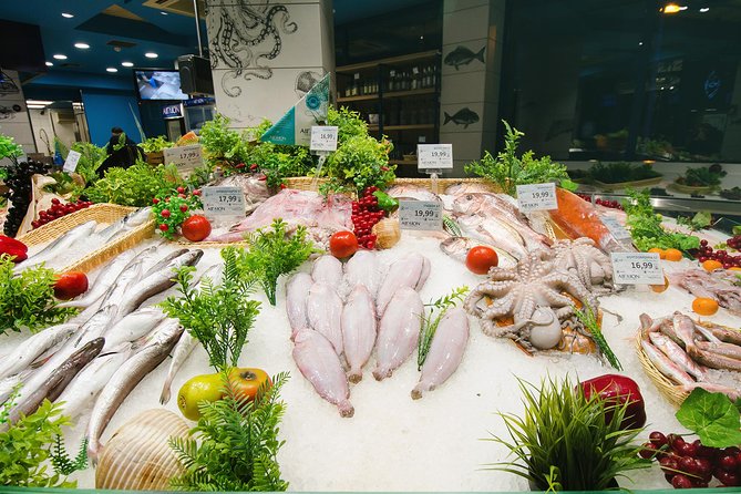 Thessaloniki: Walking Open Market Food Tour and Tasting - Guide quality makes the biggest difference