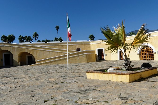 Time Travel Acapulco A Lively Cultural Journey & Market Adventure - Mercado Central: the most revealing stop