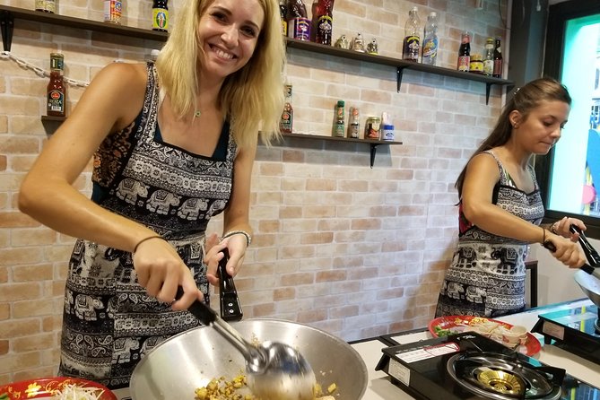 Tingly Thai Cooking Class with Morning Market Tour - Eating lunch at the school