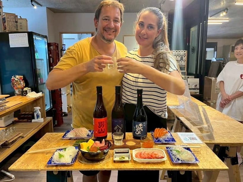 Tokyo: Private Tsukiji Street Food & Sake with Local Guide - Who Will Get the Most From This Walk?