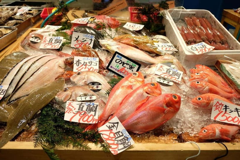 Tokyo’s Kitchen: Tsukiji Market Food & Culture Walk - Sushi, Buddhism, and Shinto customs
