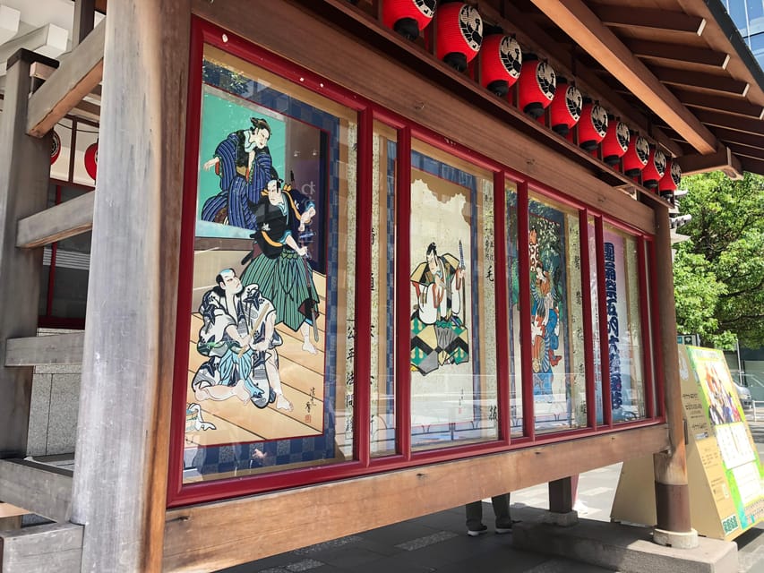 Tokyo Tours in Spanish (Tsukiji Market-Ginza-Tokyo Tower) - A Spanish guide who helps you get oriented