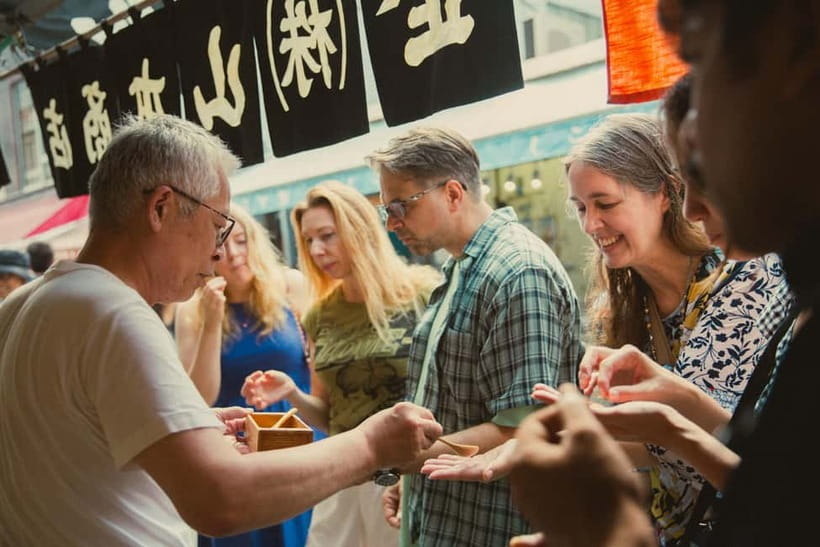 Tokyo: Tsukiji Fish Market Culture Tour with Sashimi Tasting - Walking the Outer Market with a small group
