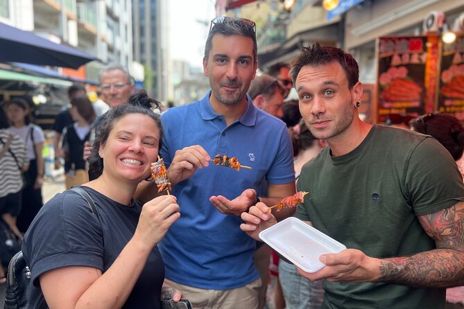 Tokyo: Tsukiji Fish Market Food and Walking tour - What the $30 price really covers
