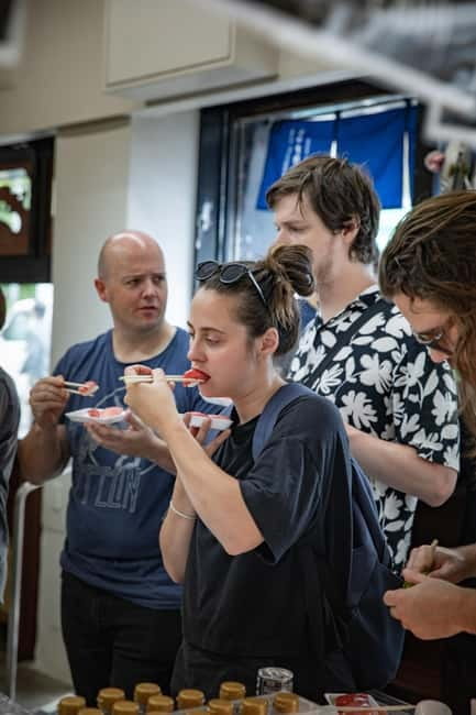 Tokyo: Tsukiji Fish Market food Tour - Timing, pace, and physical access