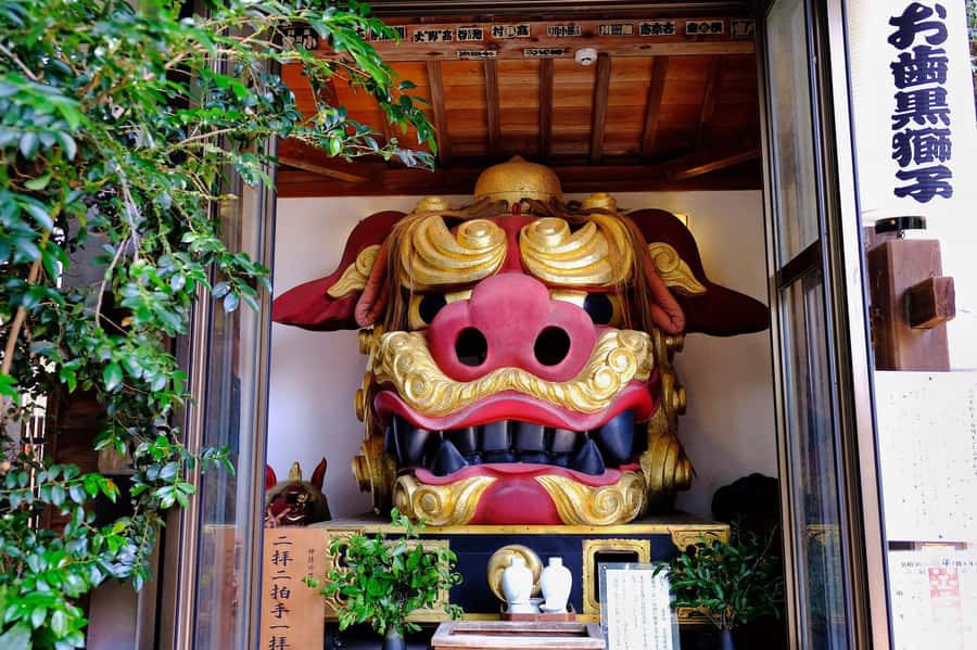Tokyo : Tsukiji Fish Market Food Walking & Shrine Visit Tour - Learning the Ritual at Namiyoke Inari Jinja