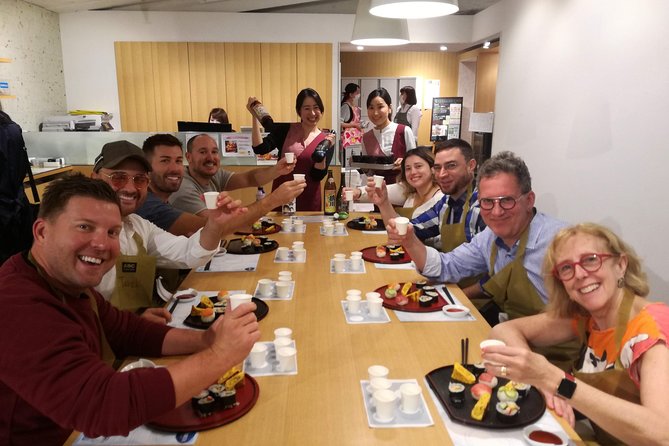 Tokyo Tsukiji Fish Market Tour and Sushi Making Lesson - The experience at a glance