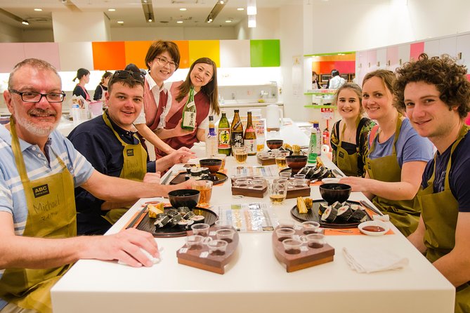 Tokyo Tsukiji Fish Market Tour and Sushi Making Lesson - Starting at Tsukiji Hongwanji Temple