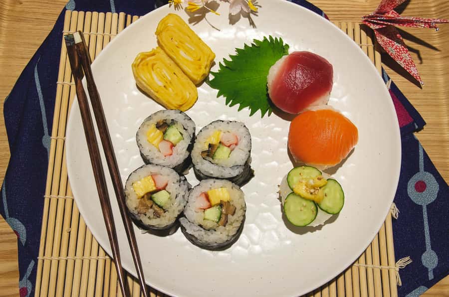 Tokyo: Tsukiji Market Walking Tour & Sushi Cooking Class - Is $96 a fair price?