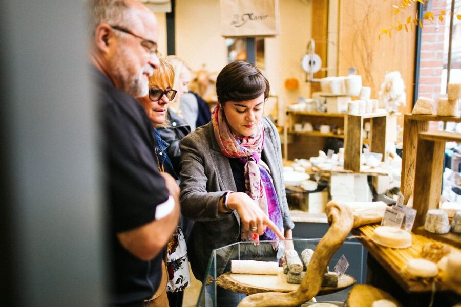 Toulouse: Victor Hugo Market Guided Food Tour with Tastings - Duck, foie gras, and southwest French charcuterie
