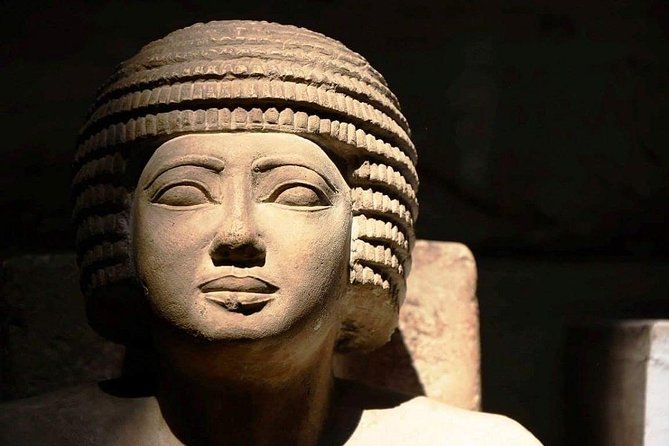 Tours to Cairo Museum, Coptic Cairo, Islamic Cairo & The Bazaar - The Egyptian Museum needs a plan