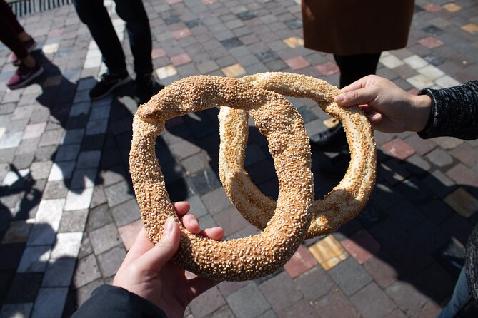 Traditional breakfast in markets with olive oil and honey tasting - Why this Athens breakfast is worth your morning