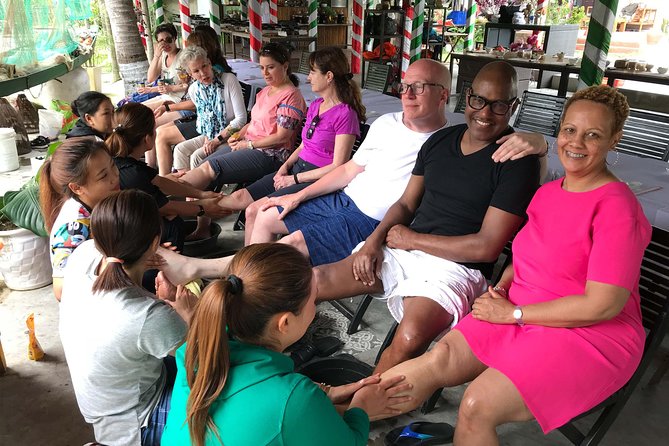 Traditional Cooking Class with Basket Boat Ride and market Tour - How hands-on is the class?