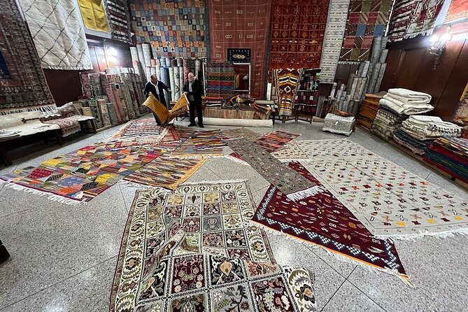 Traditional Souks Shopping Private Tour in Casablanca - Bargaining without losing your patience