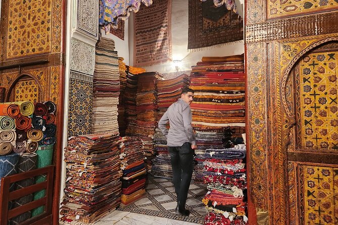 Traditional Souks Shopping Private Tour in Casablanca - Shopping through the Old Medina