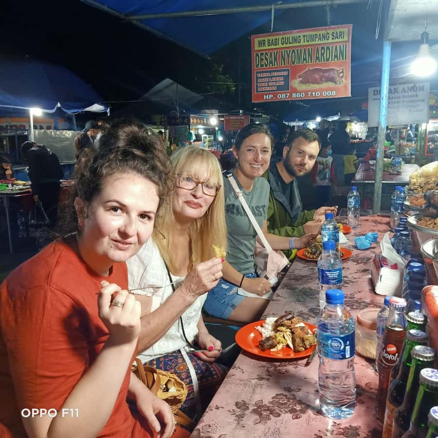 Ubud Traditional Night Market Food Tour-All Inclusive - Start with Balinese cakes and small snacks