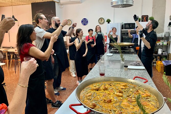 Valencian paella cooking class, tapas and visit to Ruzafa market. - Meeting at San Valero and entering Ruzafa