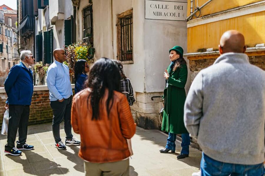 Venice: Rialto Market Food and Wine Lunchtime Tour - Starting beside San Giacomo di Rialto