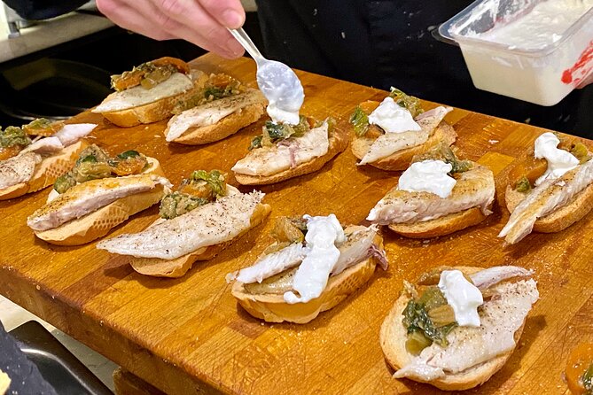 Venice Street Food Tour with Local Guide with Local Food Market Visit - Starting at Rialto, where Venice eats