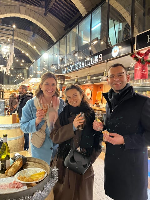 Versailles: Local & small-group Farmers' Market Food Tour - Starting with Cramique and seasonal fruit