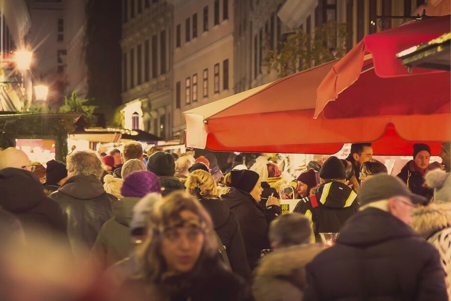 Vienna: Christmas Markets Tour - Four Christmas markets, not just one famous square
