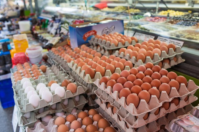 Vienna for Food Lovers: Cafés, Markets & Austrian Cuisine - The Würstelstand Is a Strong Final Stop