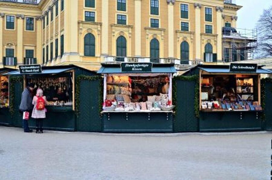 Vienna: Schönbrunn Palace & Christmas Market Walking Tour - Key points before you book