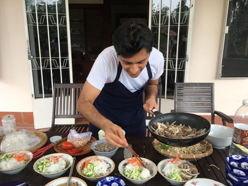 Viet Garden Cooking Class (Countryside and Market tour) - Shopping for lunch in a local market