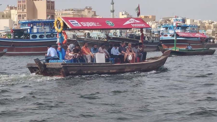 walking tour in old dubai, souks, abra boat, old town - Why Old Dubai deserves three hours