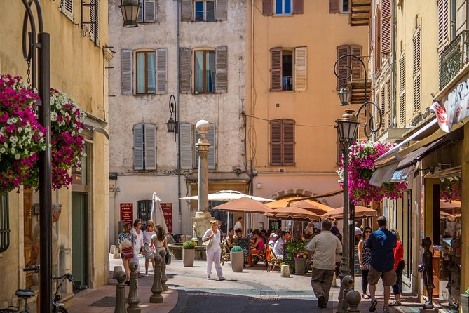 Wine Tasting, Provencal Market, Cannes and St Paul de Vence - Château de Crémat adds wine and local character