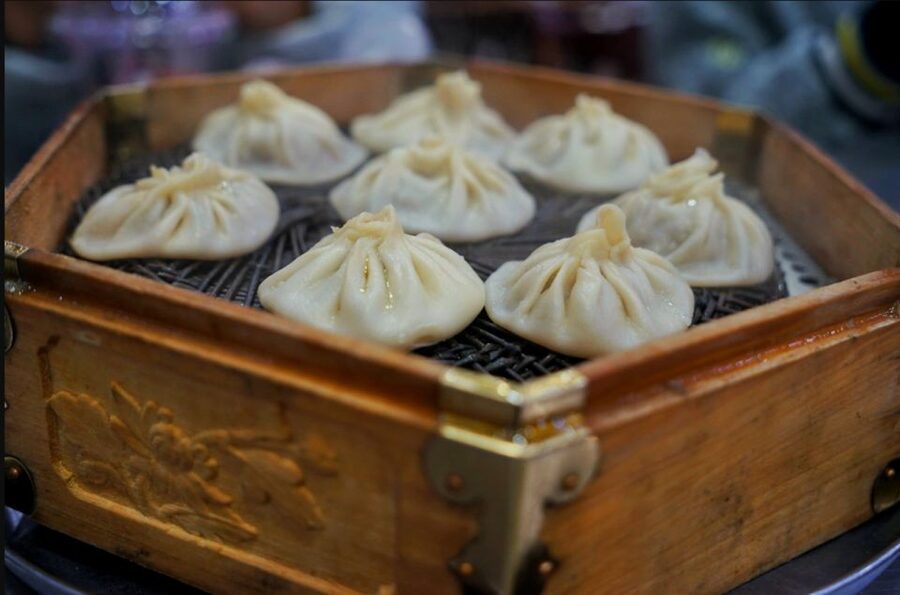 Xi'an Muslim Quarter Night Market Foodie Walking Tour - The quieter food lanes around Sajinqiao