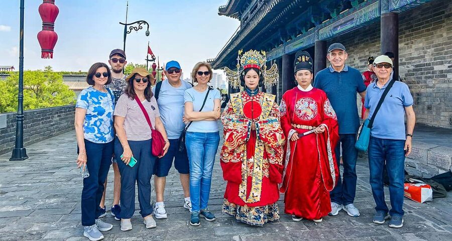 Xi'an: Terracotta Army, Lunch, City Wall, Pagoda, Bazaar - Key points before you book