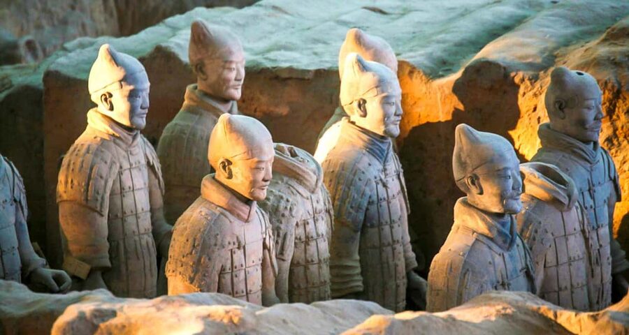 Xi'an: Terracotta Army, Lunch, City Wall, Pagoda, Bazaar - The Terracotta Army: allow three hours for the main event